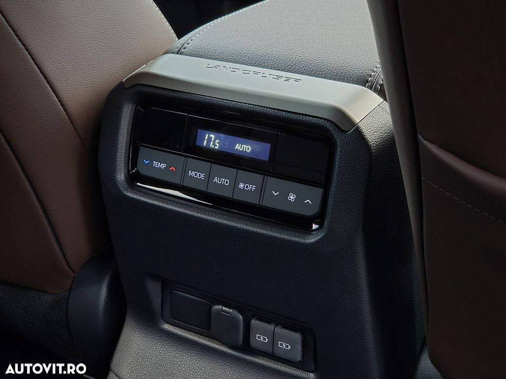 Toyota Land Cruiser 250 - 14