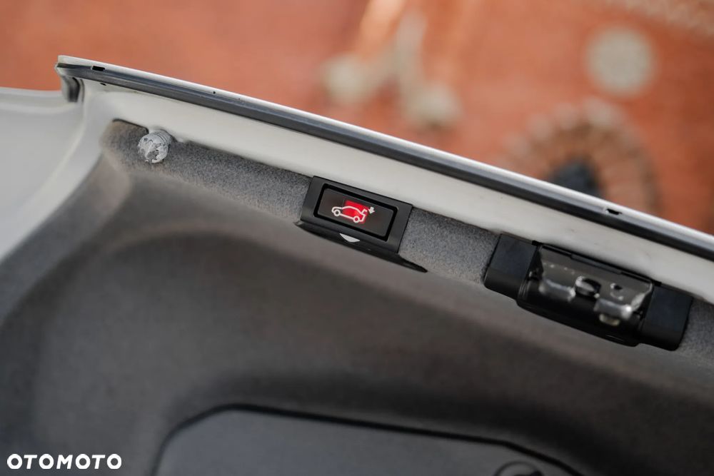 BMW Seria 7 750iL - 21