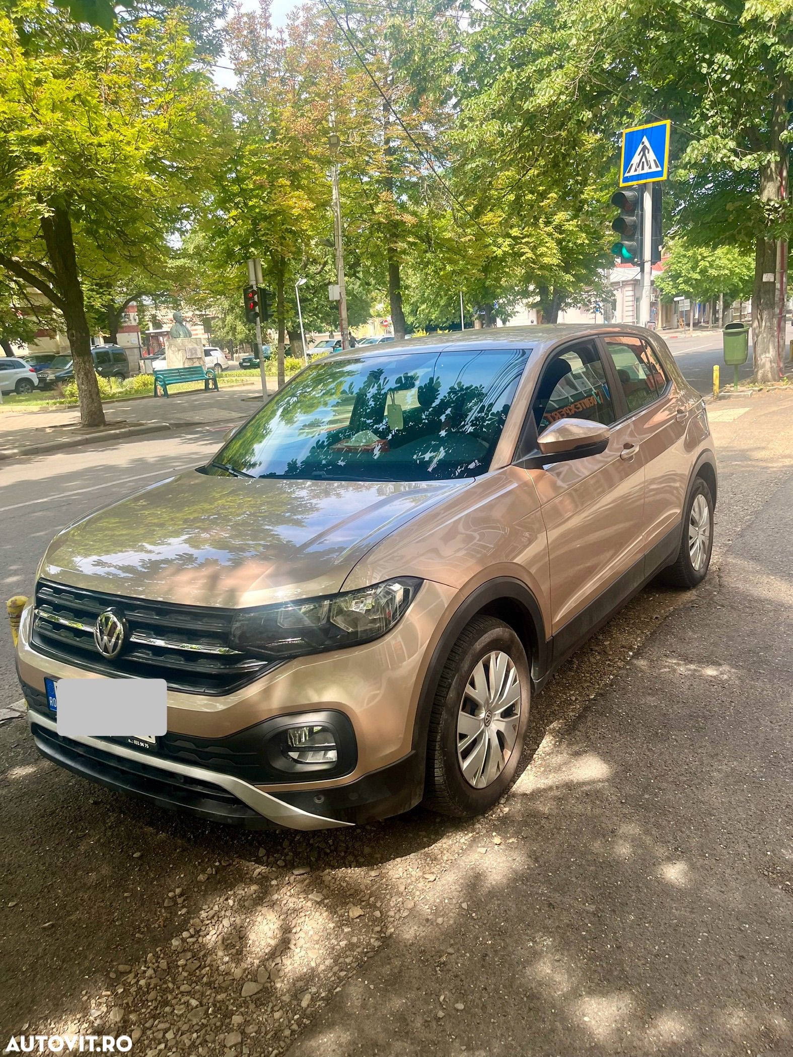 Volkswagen T-Cross 1.6 TDI Base - 1