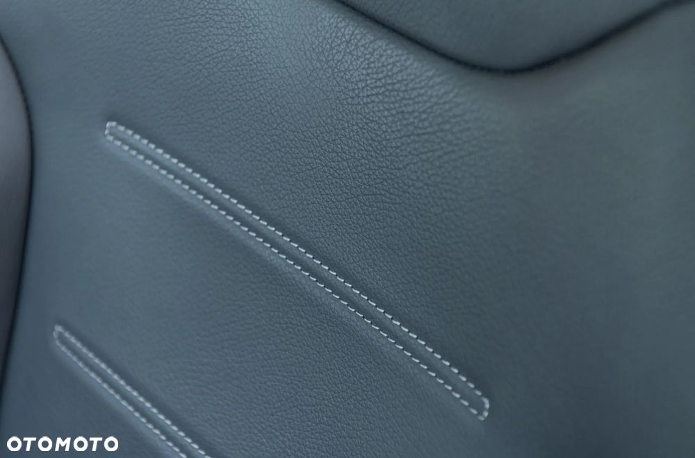 Mercedes-Benz CLA - 26