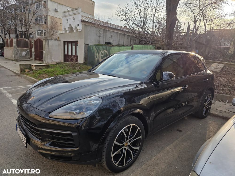 Porsche Cayenne - 6
