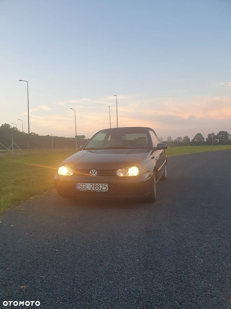 Volkswagen Golf 1.6 - 4