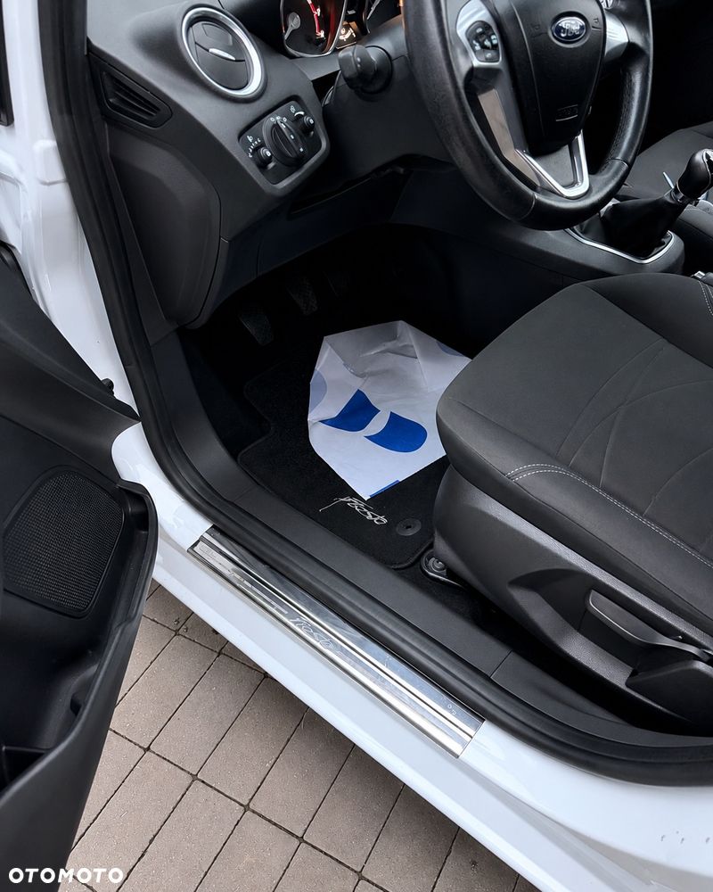 Ford Fiesta 1.0 Titanium EU6 - 12