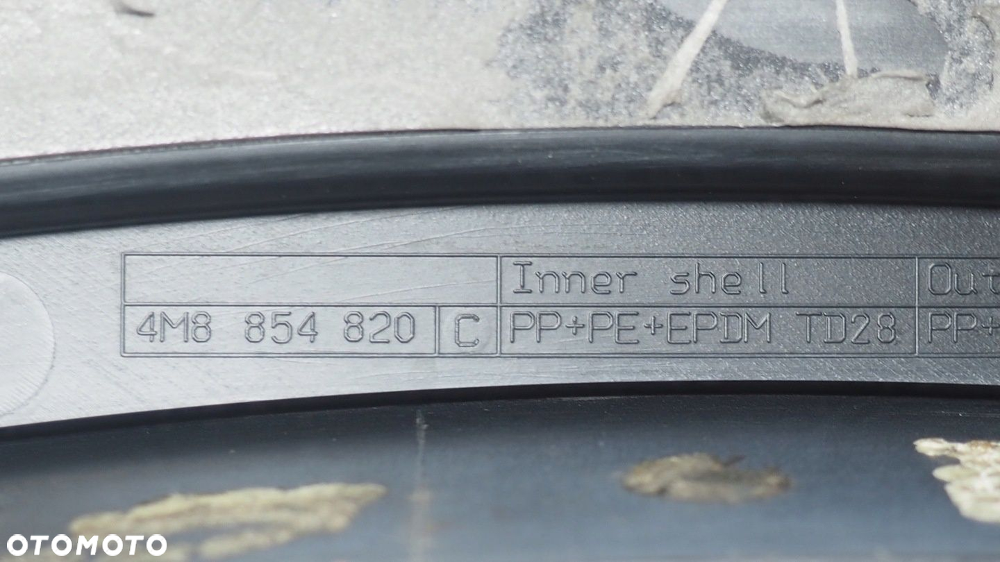 Audi Q8 RSQ8 4M listwa błotnika prawa tył 4M8854820C - 4