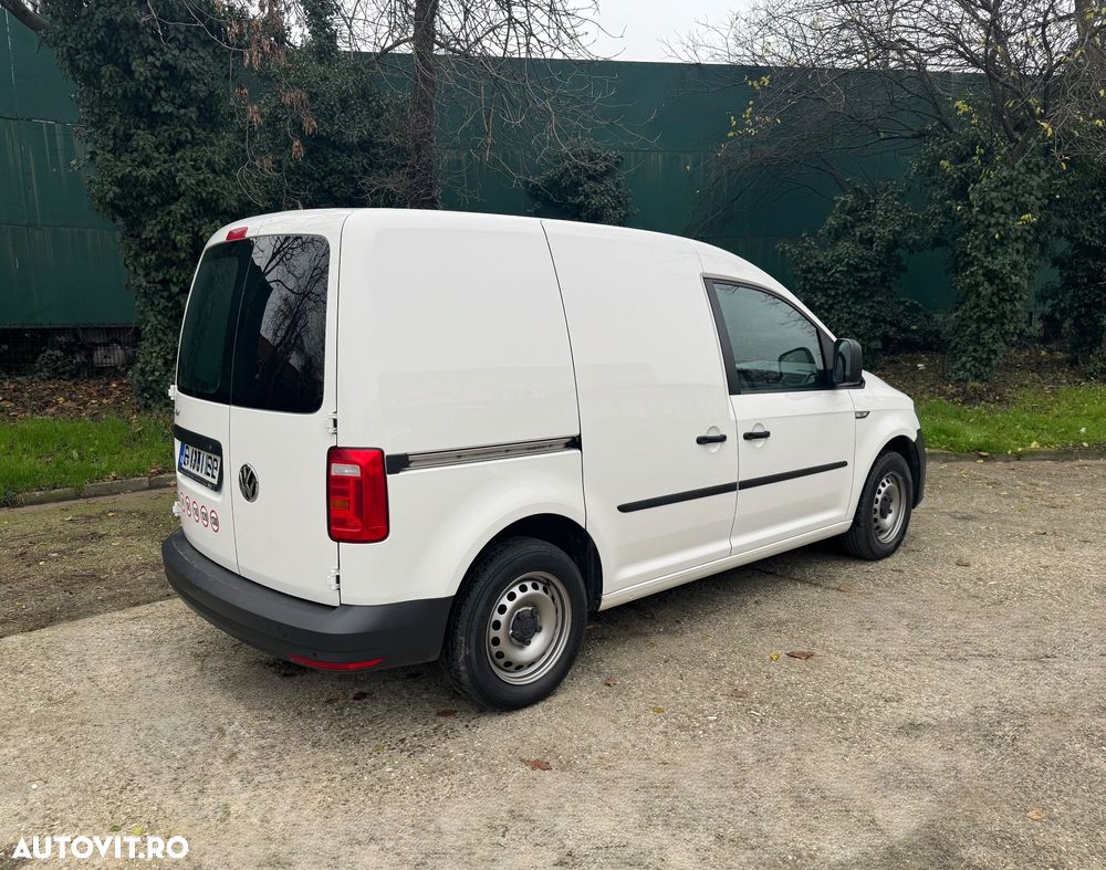 Volkswagen Caddy - 10