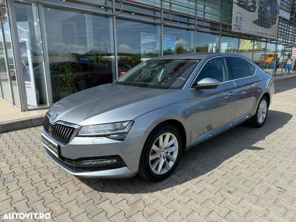 Skoda Superb 2.0 TDI DSG Ambition - 3