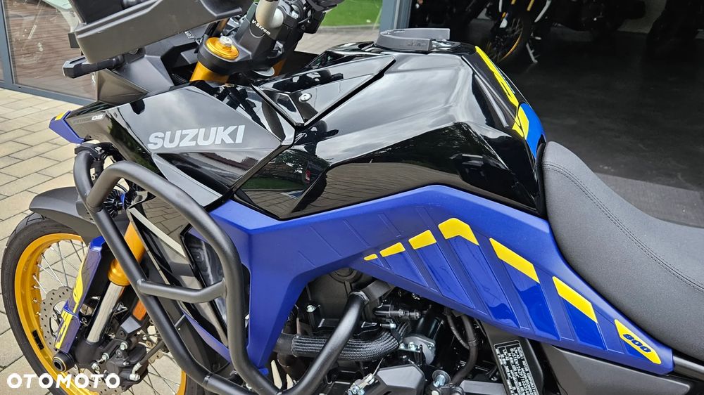 Suzuki DL - 12