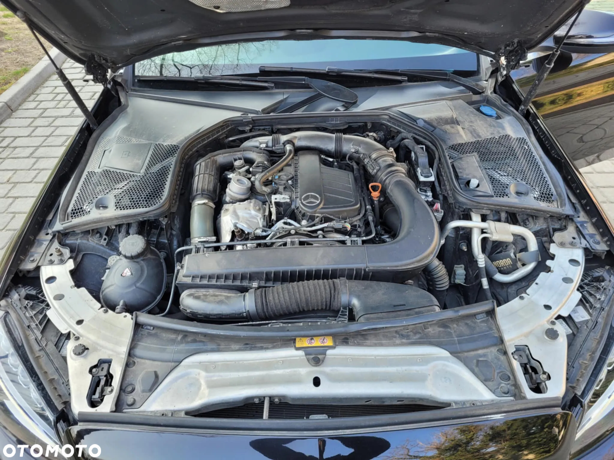 Mercedes-Benz Klasa C 200 (BlueTEC) d T AMG Line - 21