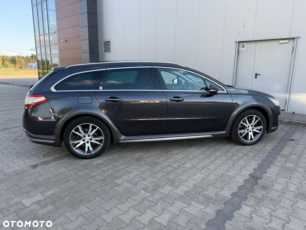 Peugeot 508 RXH Hybrid4 - 13