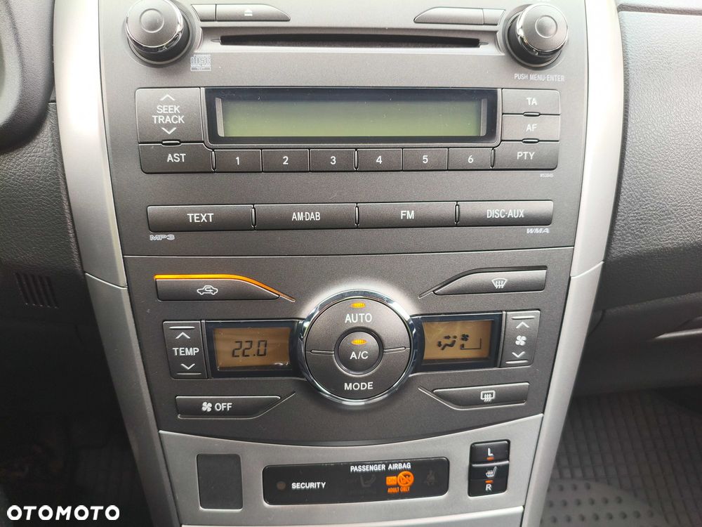 Toyota Corolla - 4
