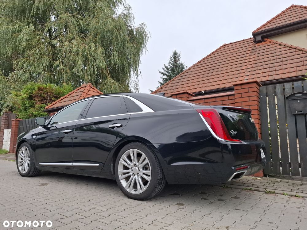 Cadillac XTS - 19