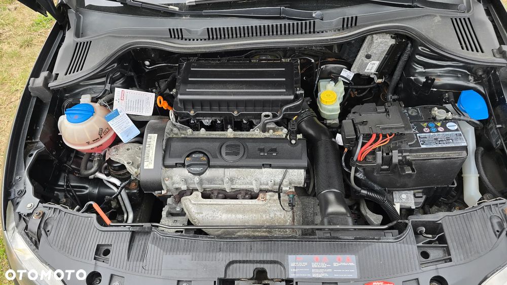 Seat Ibiza 1.4 16V Reference - 9