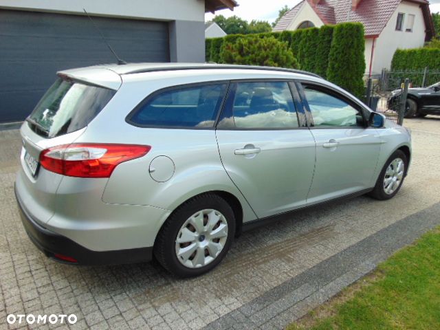 Ford Focus 1.6 Edition - 5