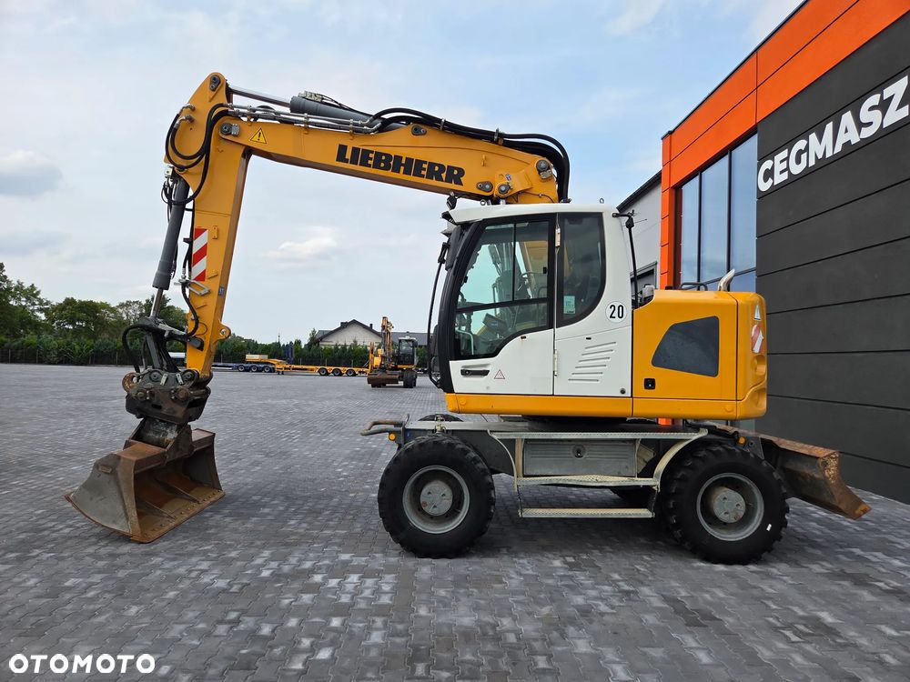 Liebherr A918 Compact / z Niemiec / Stan idealny / - 2