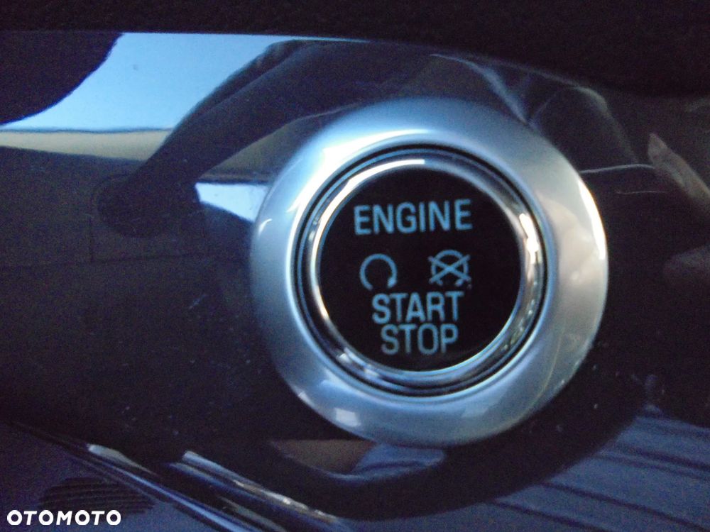 Ford Kuga 2.0 TDCi 4x2 Titanium - 25