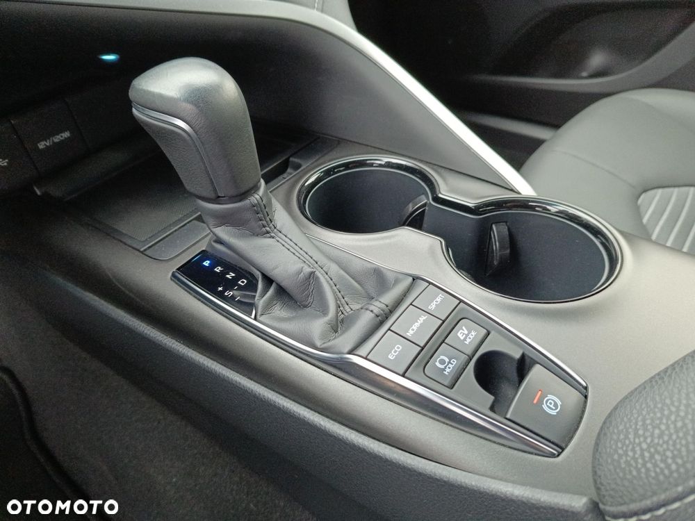 Toyota Camry 2.5 Hybrid Prestige CVT - 13