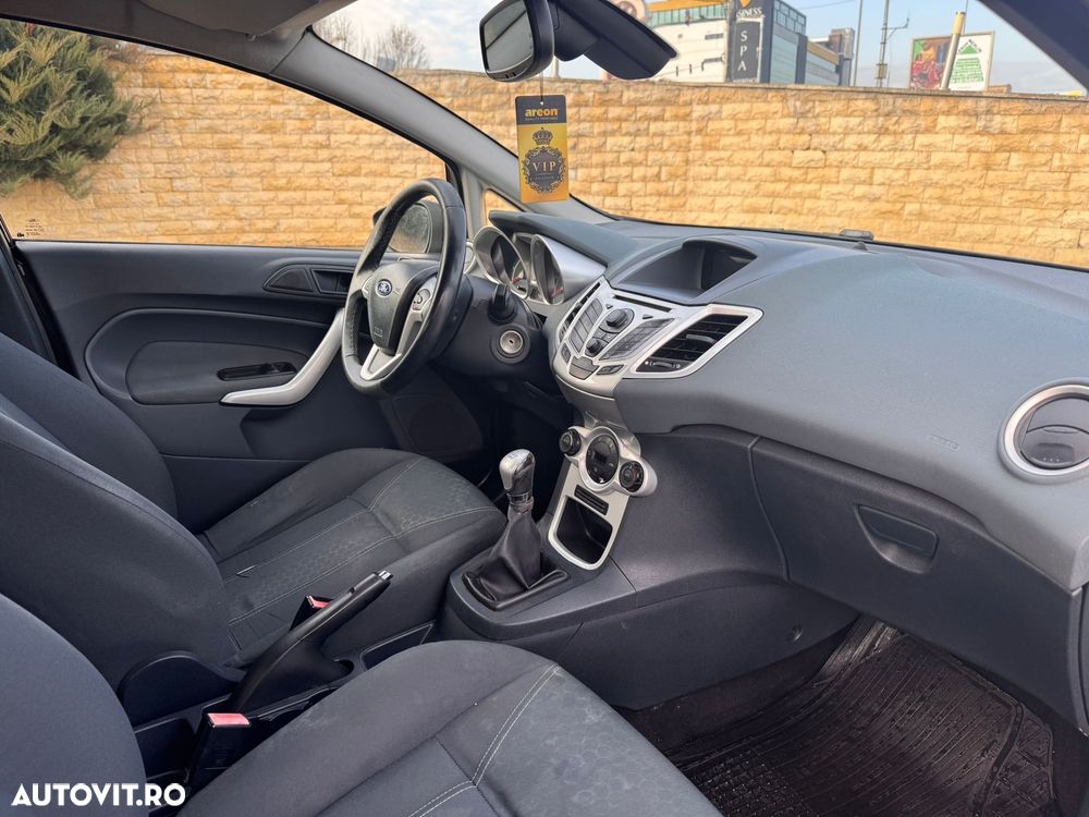 Ford Fiesta 1.4 TDCi Titanium - 8