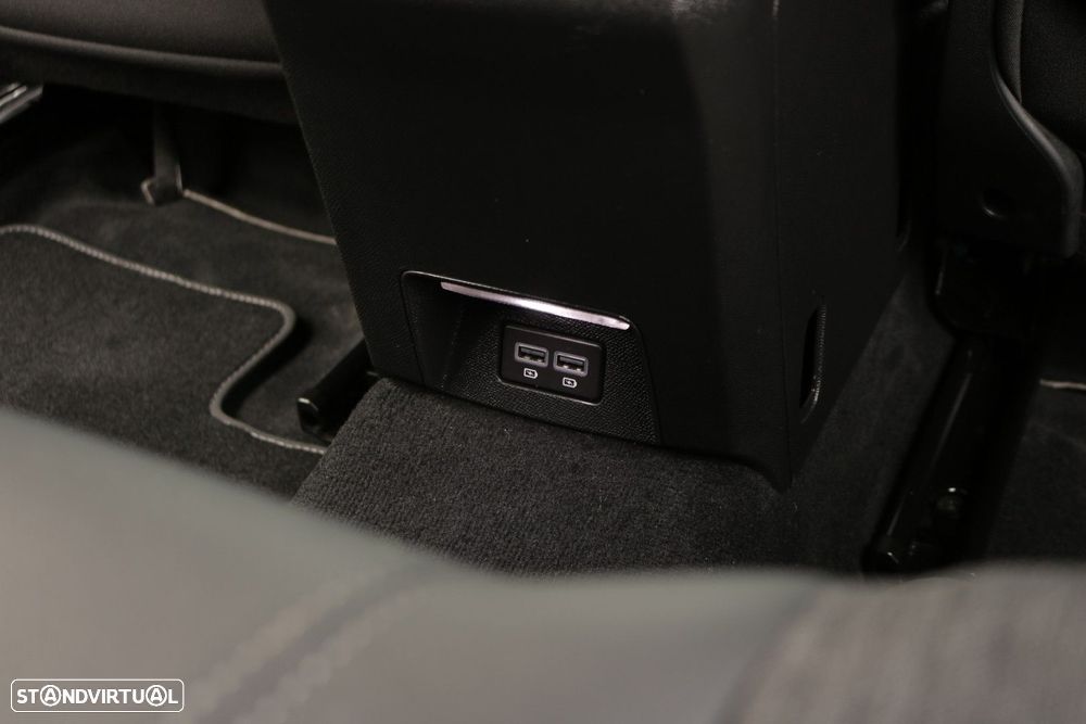 Peugeot 508 SW 1.6 Hybrid Allure Pack e-EAT8 - 32