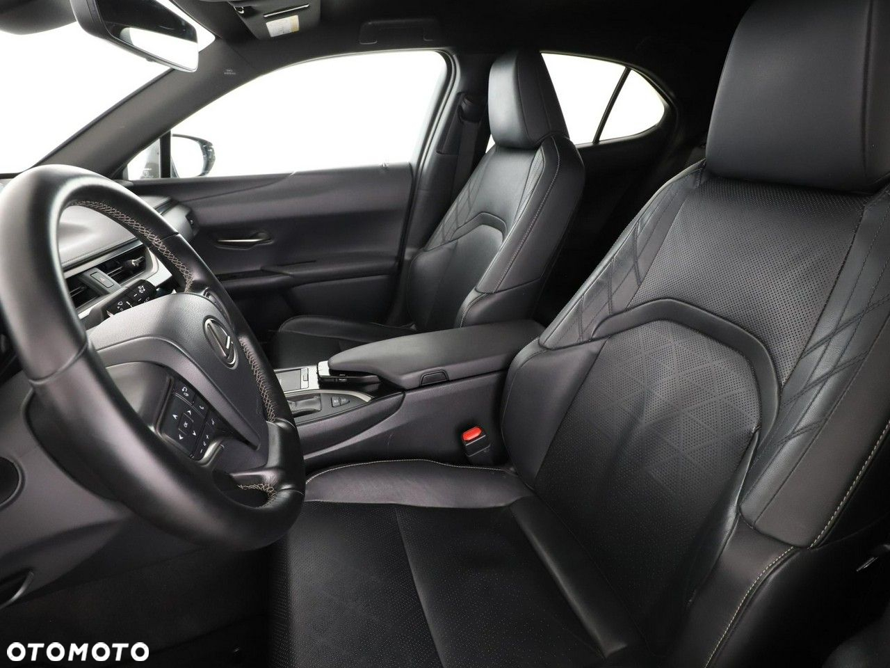Lexus UX 250h Prestige 2WD - 13