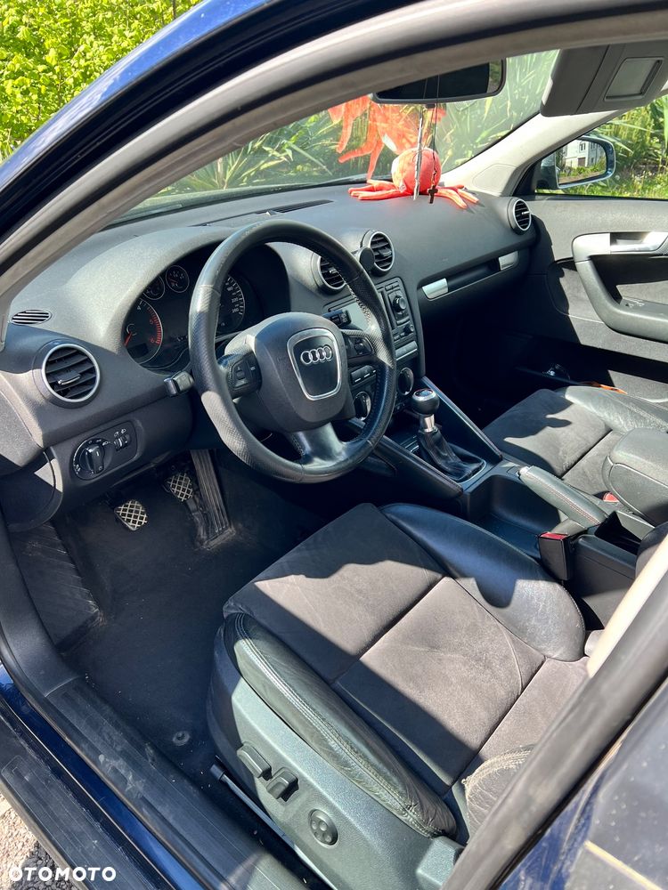 Audi A3 Sportback 1.9 TDI DPF Ambiente - 11