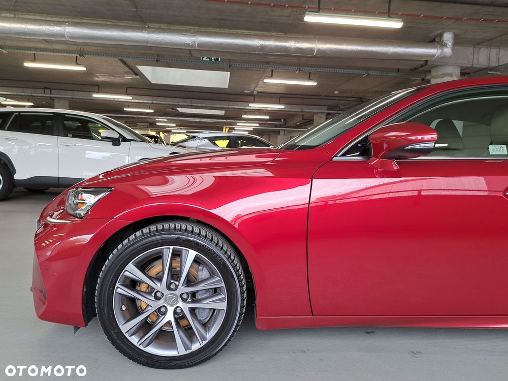 Lexus IS - 35