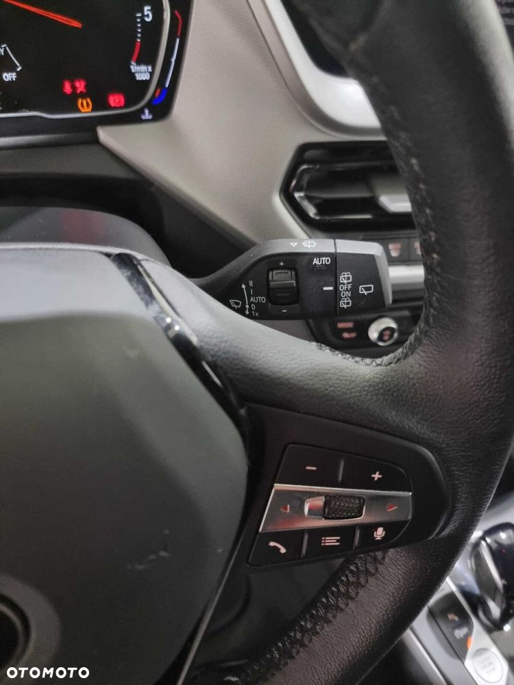 BMW Seria 1 - 24