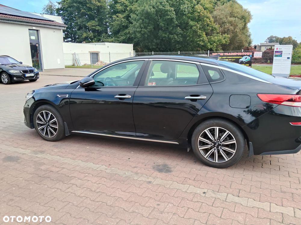Kia Optima 2.0 M - 6