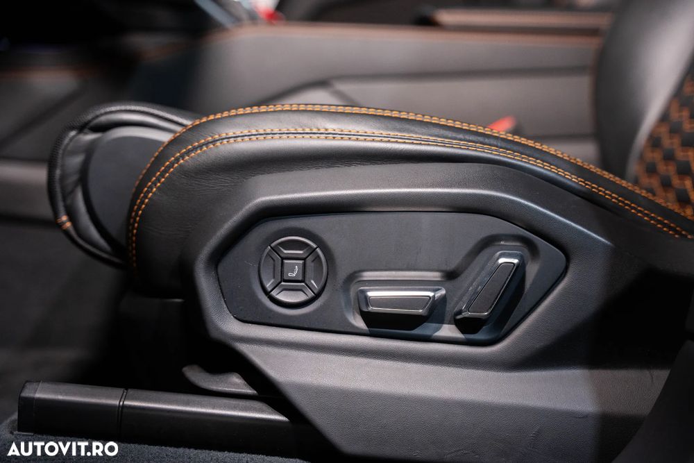 Lamborghini URUS - 39