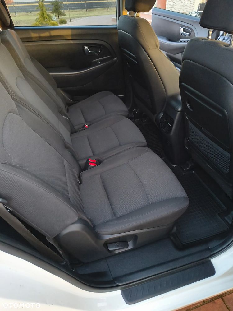 Kia Carens 1.7 CRDi XL - 10