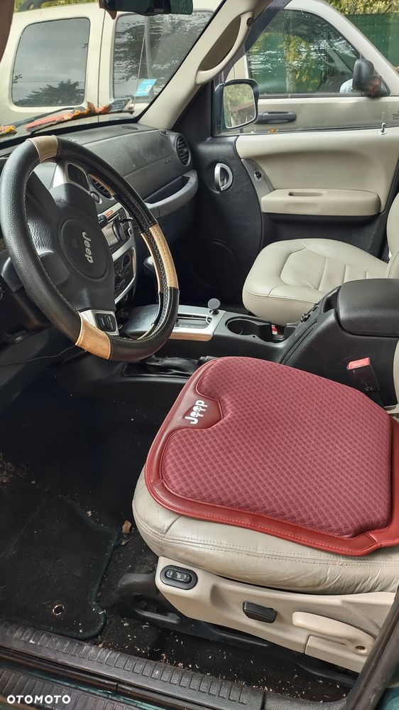 Jeep Liberty 3.7 4x4 - 2