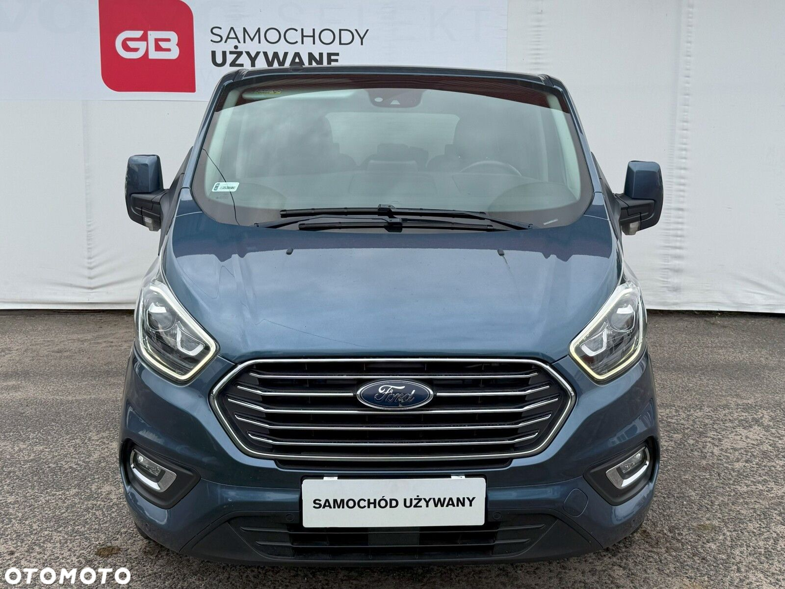 Ford Tourneo Custom - 3