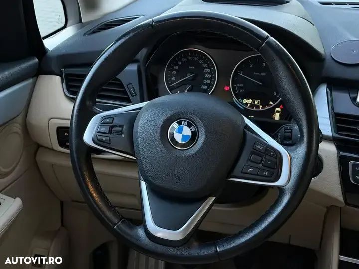 BMW Seria 2 216d Gran Tourer Luxury Line - 12