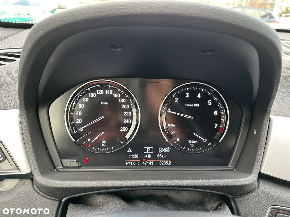 BMW X1 sDrive18i Advantage - 12