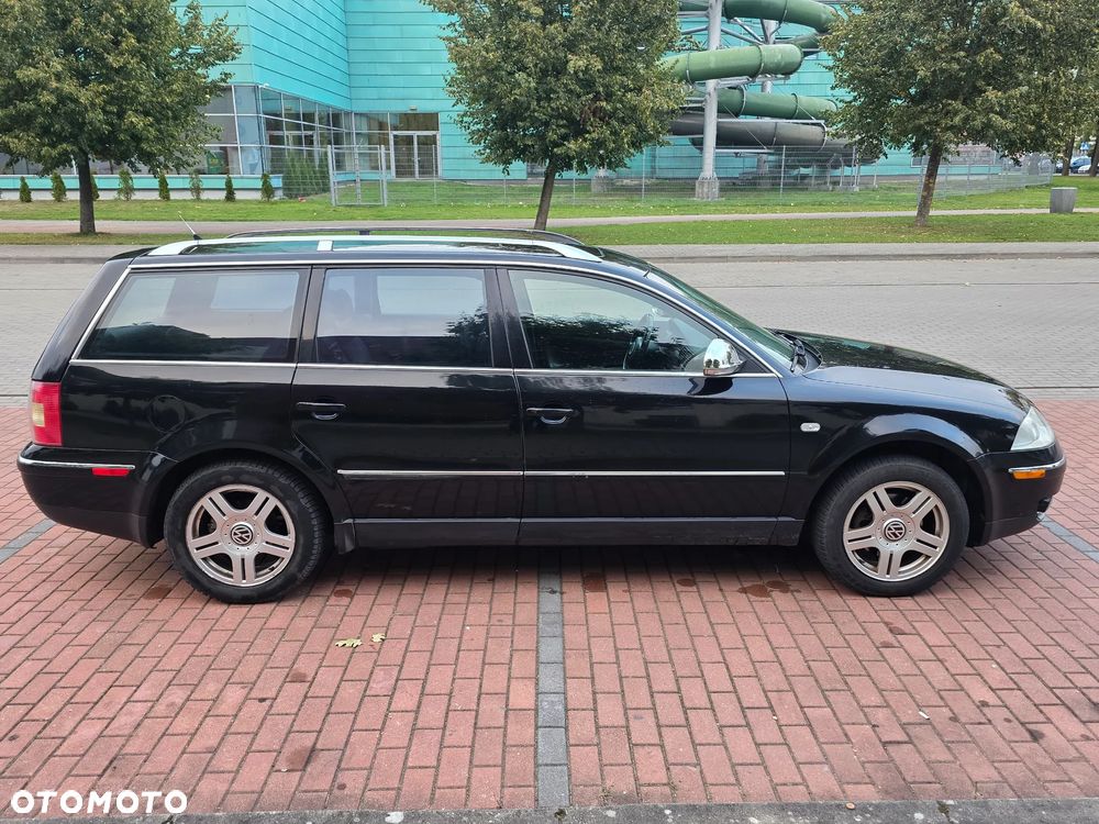 Volkswagen Passat - 4