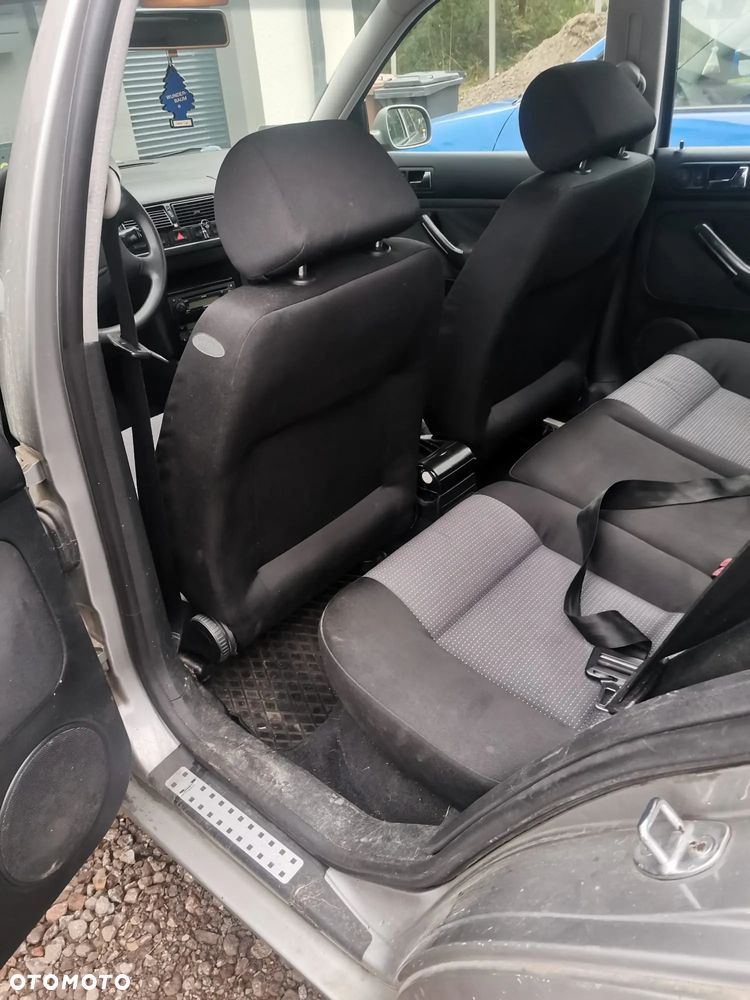 Volkswagen Golf IV 1.9 TDI Basis - 6