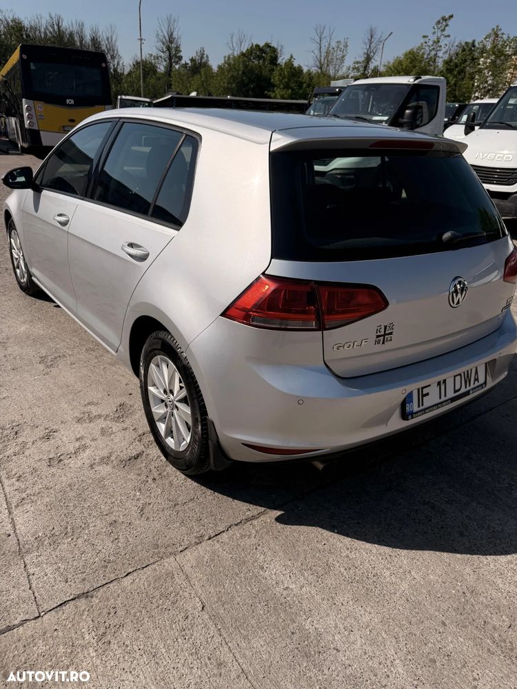 Volkswagen Golf 1.6 TDI DPF BMT DSG Comfortline - 4