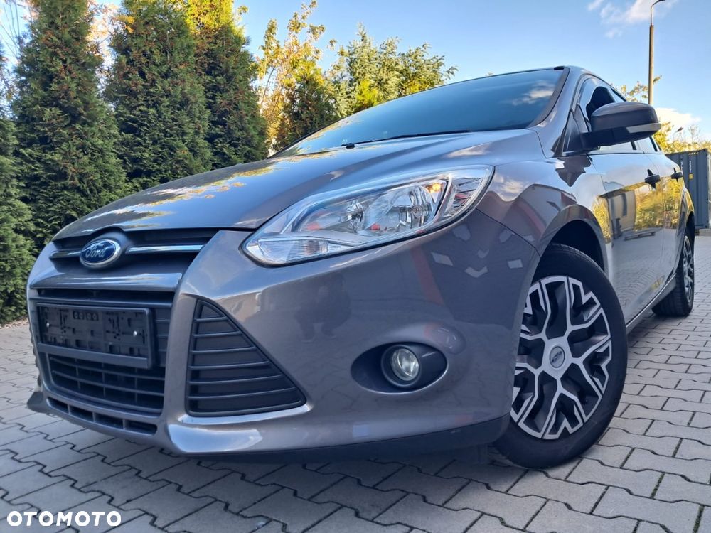 Ford Focus 2013 photo 2