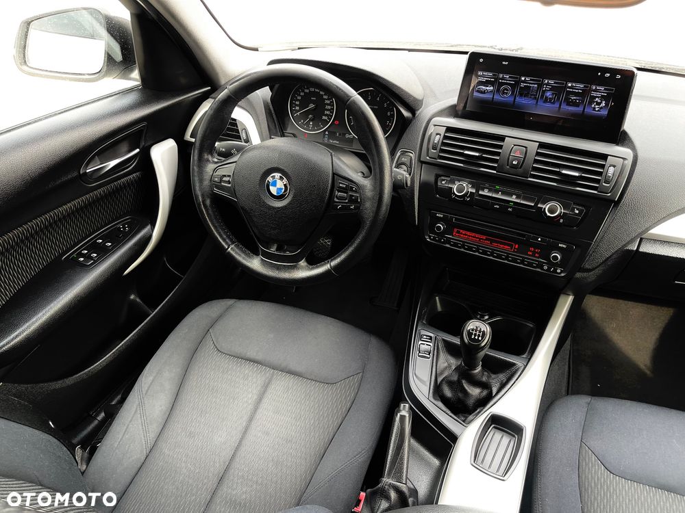 BMW Seria 1 118i Sport Line - 37