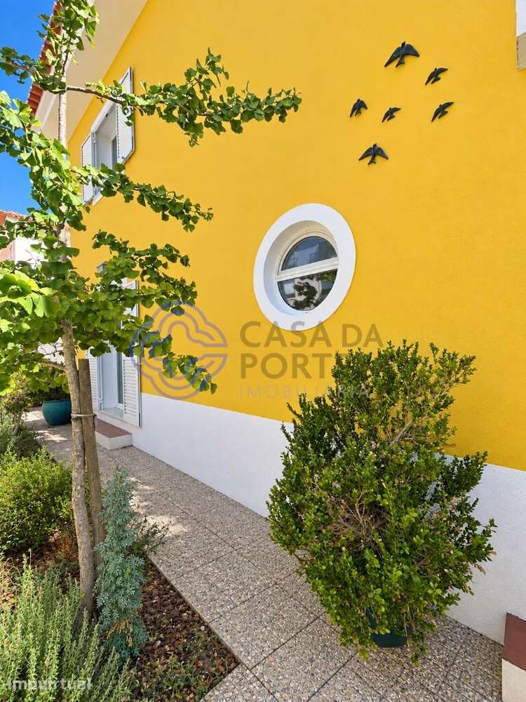 Moradia T4 em Aires, Palmela | Terraço, Garagem e Excelentes Acessos - Grande imagem: 3/55