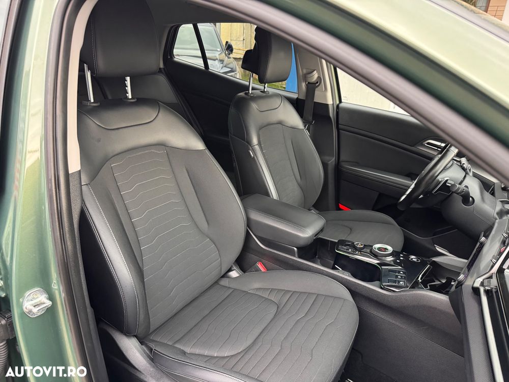 Kia Sportage 1.6 T-GDI HEV 6AT 4x4 GT Line - 23