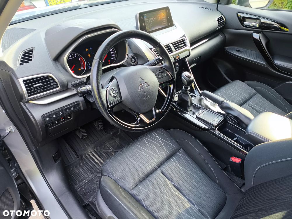 Mitsubishi Eclipse Cross 1.5 T GPF Intense - 10
