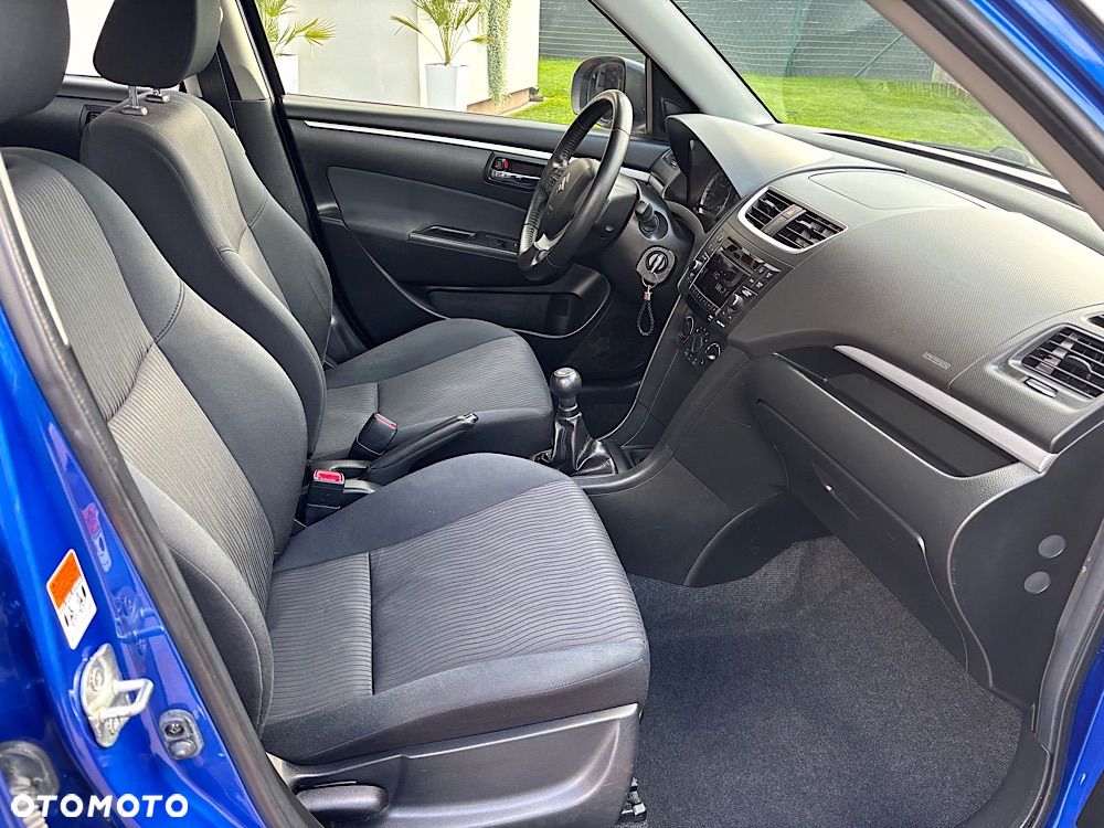 Suzuki Swift 1.2 Premium - 28