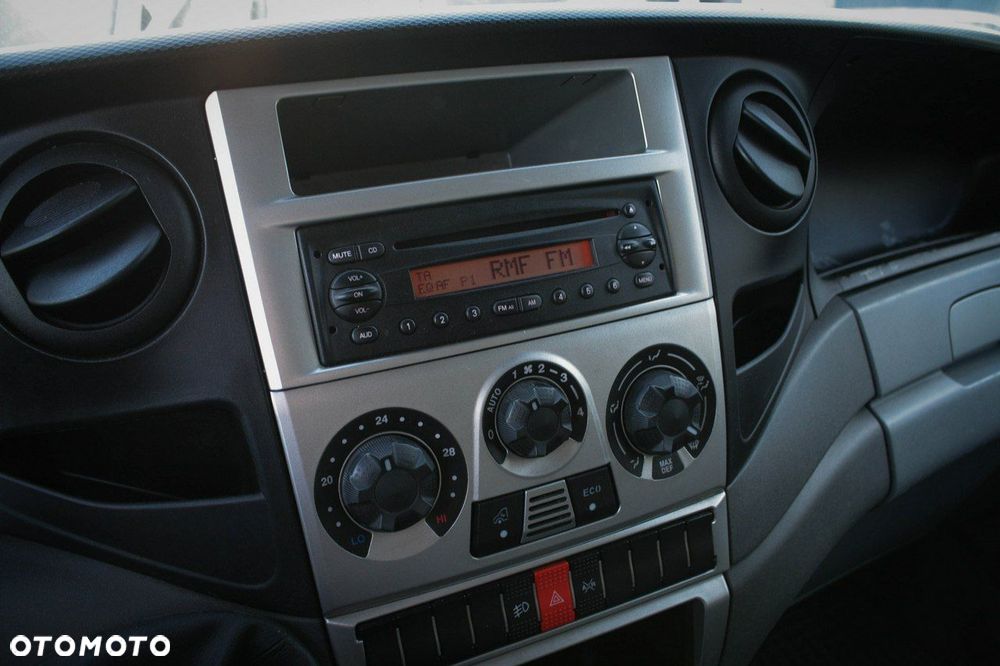 Iveco Daily 35S14 - 14