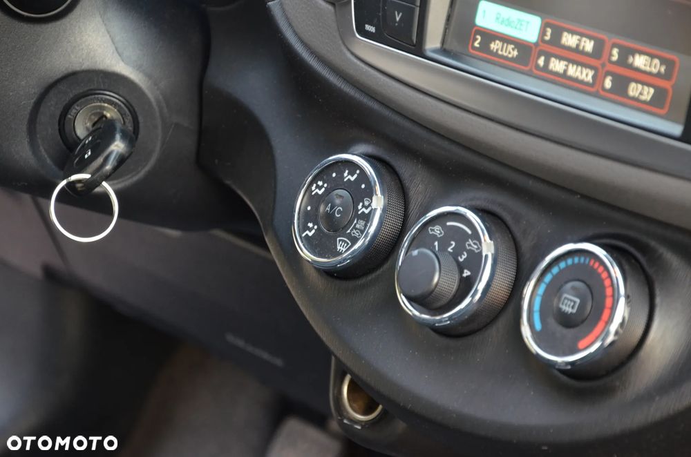 Toyota Yaris 1.33 Luna - 12