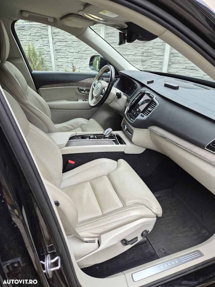 Volvo XC 90 - 16
