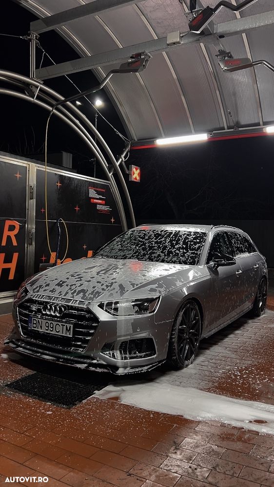 Audi A4 2.0 40 TDI quattro S tronic Advanced - 1