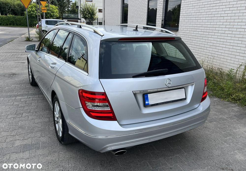 Mercedes-Benz Klasa C 220 CDI DPF (BlueEFFICIENCY) - 13