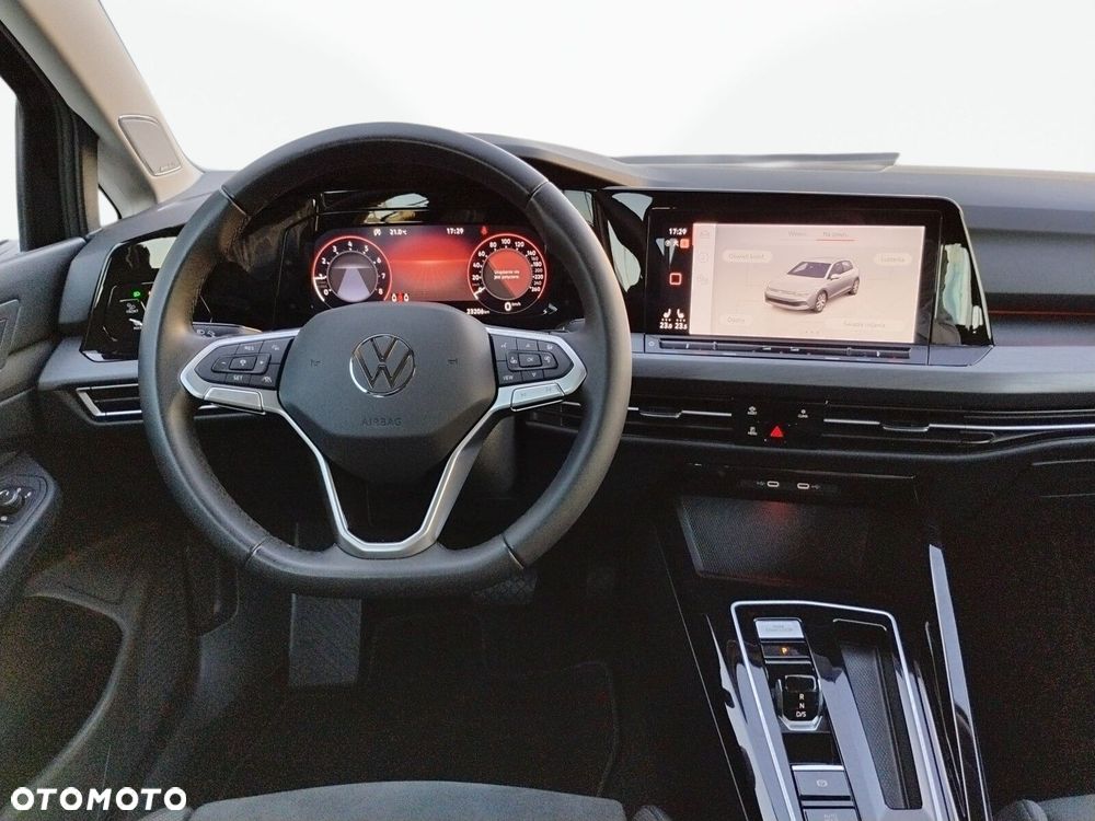 Volkswagen Golf 1.5 eTSI Style DSG - 18