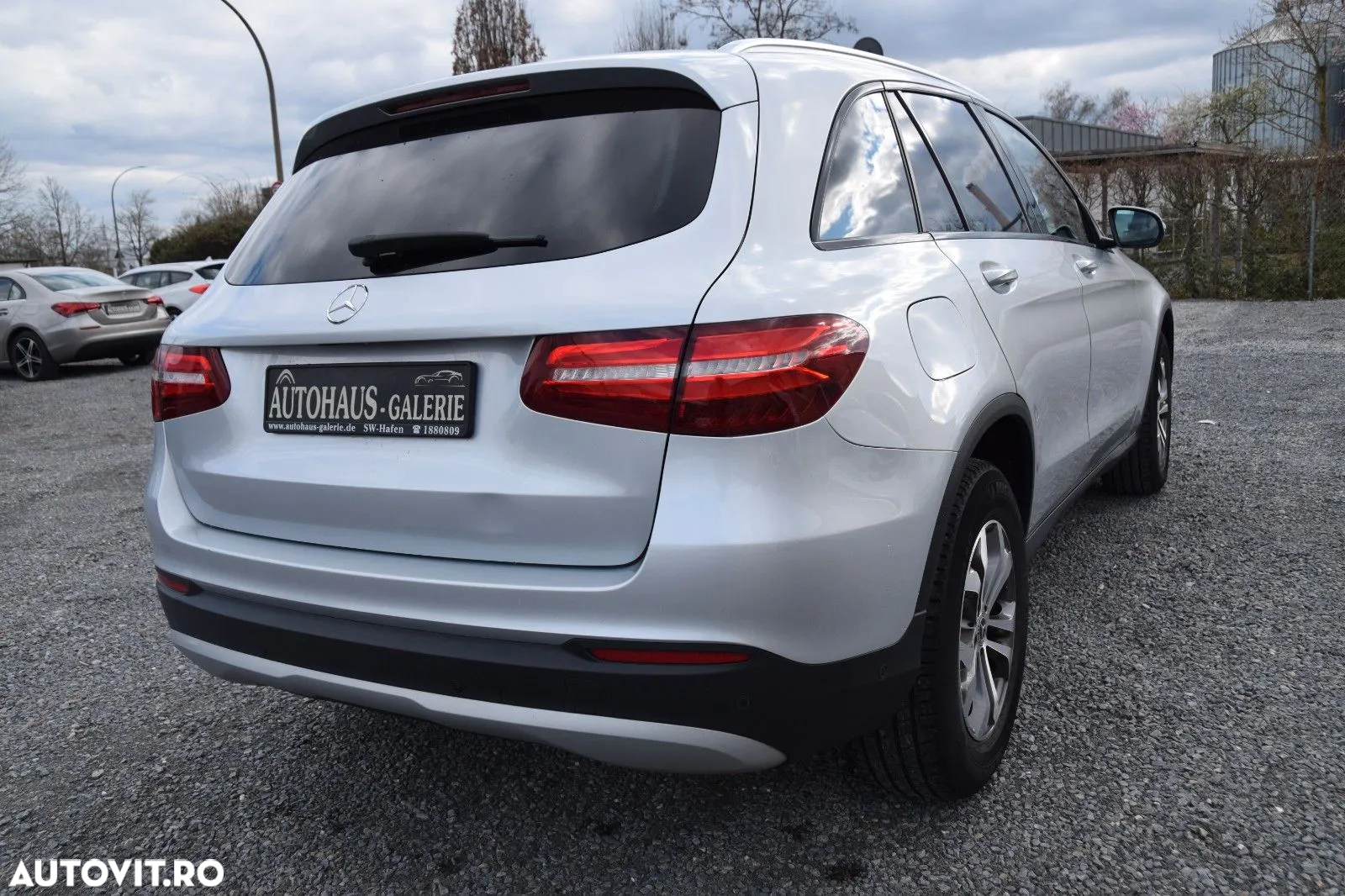 Mercedes-Benz GLC 250 d 4Matic 9G-TRONIC AMG Line - 3