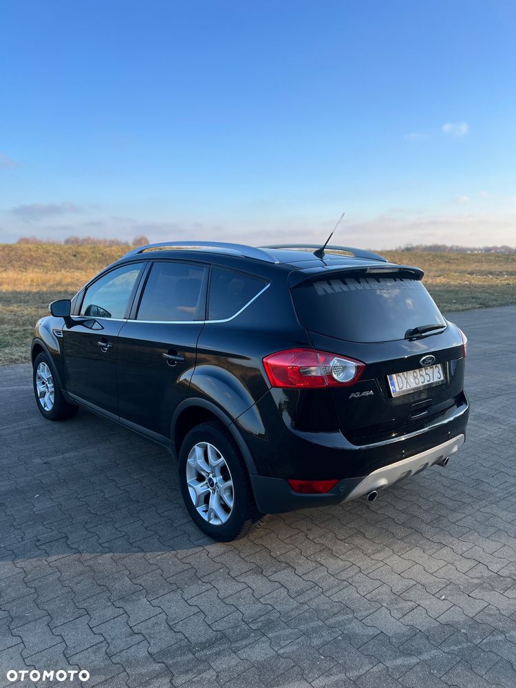 Ford Kuga 2.0 TDCi 2x4 Champions Edition - 4